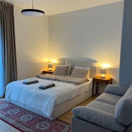 Apartment In The Center-2